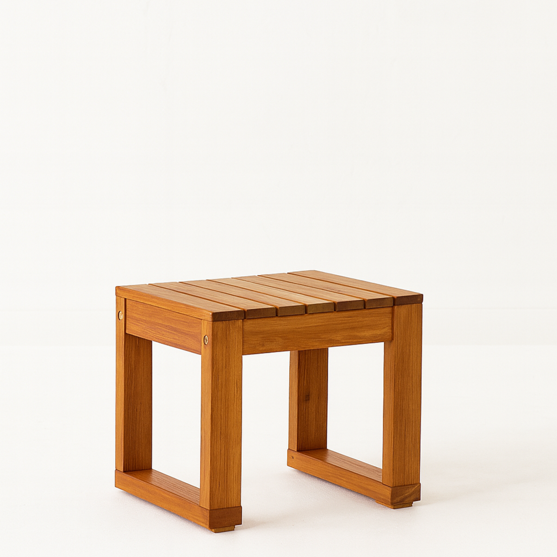 Lume Stool